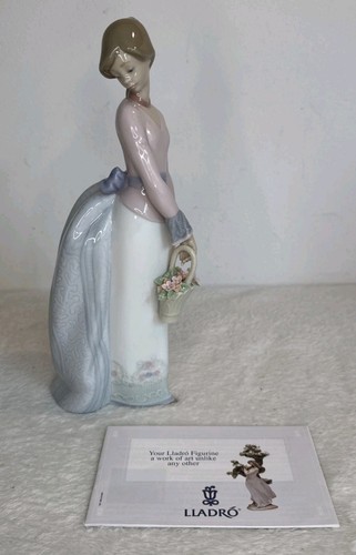 Lladro basket love lady - lladro, of